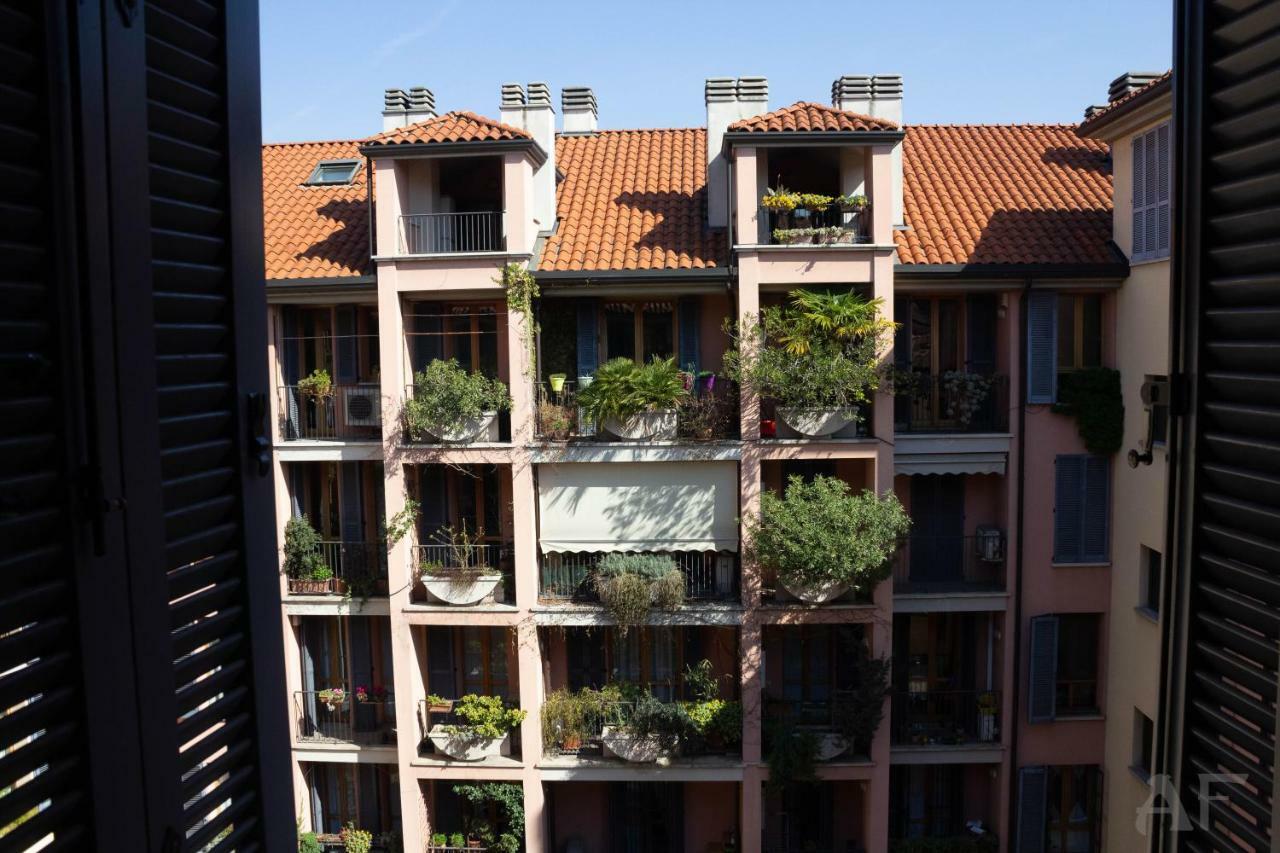 Corso San Gottardo - Darsena Flat Lejlighed Milano Eksteriør billede